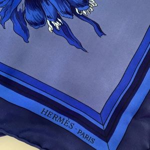 Hermes square 35” 100% silk scarf